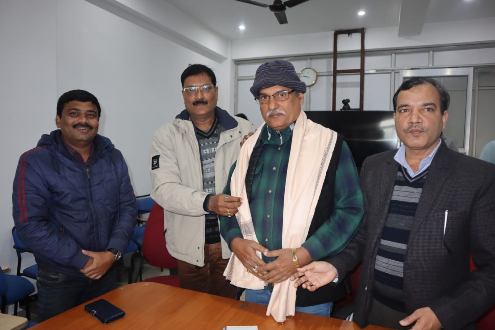 75e357b339c340fc8421a6d51f782c9e